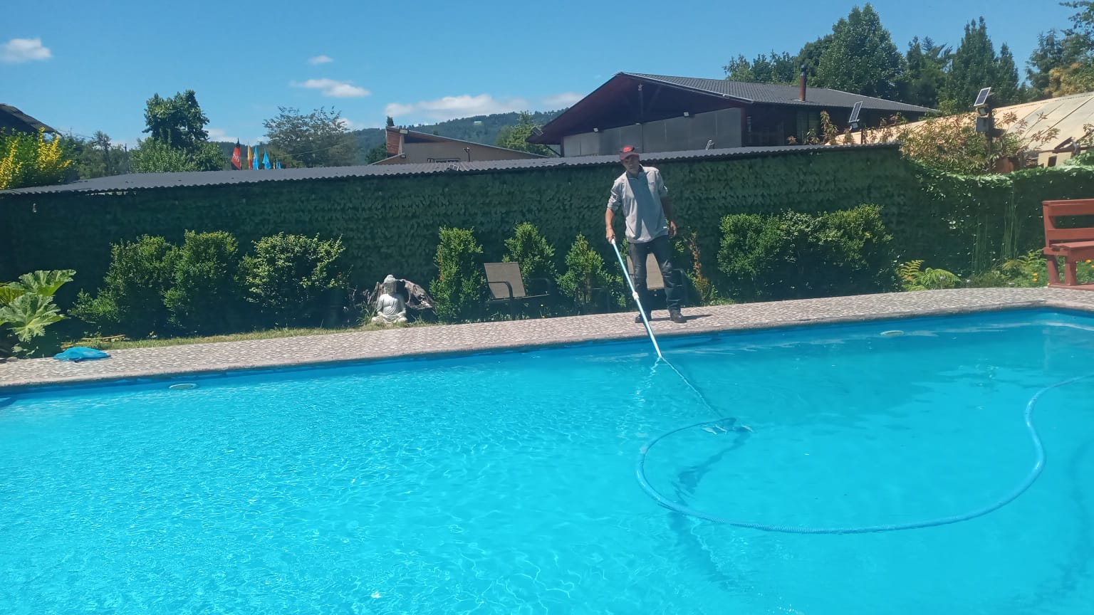 Piscina contemporánea